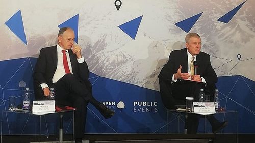 Stephen Flanagan, fost consilier în timpul mai multor președinți ai SUA: NATO nu poate ignora pașii înapoi făcuți în unele țări din Europa de Est la capitolul independența presei și a justiției