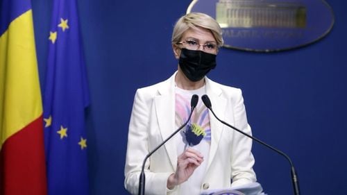 Raluca Turcan dezminte o creștere obligatorie a vârstei de pensionare: Am stabilit reperele care vor sta la baza noii Legi a pensiilor și în aceste repere nu vorbim de creșterea obligatorie a vârstei de pensionare, ci de stimularea rămânerii în activitate opțional