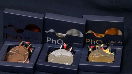 România a luat trei medalii de aur și două de argint la Olimpiada Internaţională de Fizică/ Echipa a fost coordonată de un profesor de la UAIC Iași