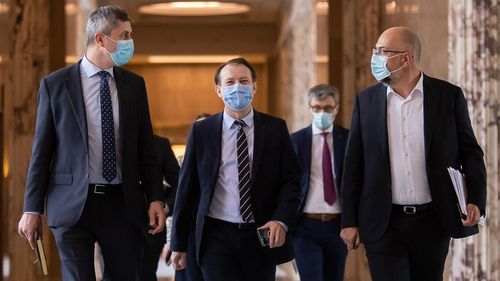 Dan Barna: ”USR nu a primit nici o invitație formală de a se așeza la masă cu PNL și UDMR pentru refacerea coaliției” / ”Soluția rațională este refacerea coaliției”
