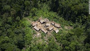 Trib de indigeni, lovit de epidemie. Un adolescent dintr-un trib amazonian a fost depistat cu Covid-19 și a murit la scurt timp