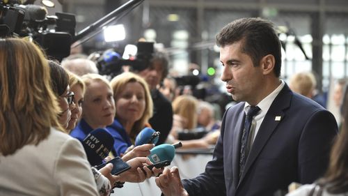 Fostul premier, Kiril Petkov: Borisov ar trebui să se pensioneze, iar după reforma judiciară să meargă la închisoare / A furat circa 3-4 miliarde de leva pe an/ Ce spune despre guvernul interimar, președintele Radev și gazul rusesc