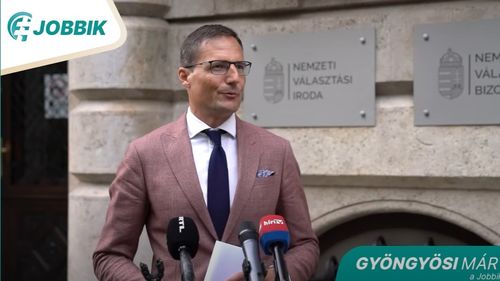 Liderul Jobbik iniţiază un referendum pentru a se asigura că Parlamentul de la Budapesta nu poate lua vreo decizie care ar putea conduce la ieşirea Ungariei din Uniunea Europeană/ Politicianul face referire şi la discursul lui Orban de la Băile Tuşnad