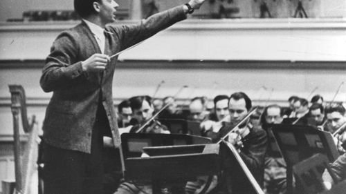 Bustul celebrului dirijor Herbert von Karajan a fost îndepărtat din foaierul Teatrului din Aachen din cauza “legăturilor sale cu naziștii”