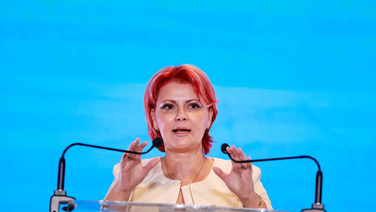 Lia Olguța Vasilescu, ironie groasă la adresa mamei lui Ilie Bolojan: Doamna mama lui Ilie Bolojan, am înțeles ca m-ați certat că cer bani de salarii de la băiatul dvs. / Dacă tot e așa de bun, mititelul de el, luați-l acasă la dumneavoastră