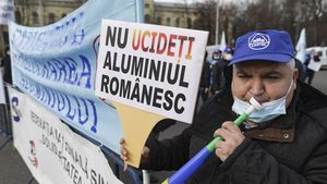 Sindicatele din industria aluminiului anunță că vor protesta vineri în Piața Victoriei / Se solicită blocarea preţurilor la energie şi gaz la valoarea celor din decembrie 2020