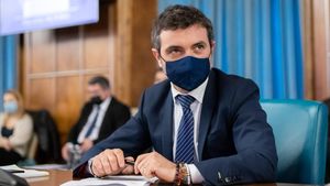 Secretar de stat USR-PLUS în Ministerul Investițiilor și Proiectelor Europene: USRPLUS nu se opune dezvoltării României, ci vrea să se asigure că cele 10 miliarde de euro vor ajunge unde este nevoie de ei