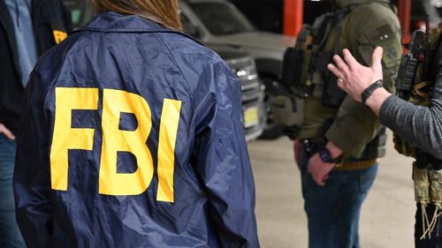 Blocajul administraţiei americane încetineşte sau opreşte investigaţiile FBI / Biroul Federal de Investigaţii nu mai are bani ca să plătească informatori sau pentru a face achiziţii sub acoperire de droguri sau arme