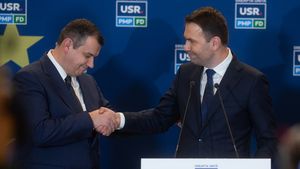 Drulă, despre pasajele lui Negoiţă: Chiar trebuie acoperiş cu luminiţe sau mai bine o grădiniţă? / Mi-aş dori o echipă cu Ciprian Ciucu