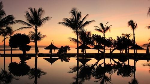 Indonezia va suspenda construcția de noi hoteluri în anumite zone din Bali, pe fondul temerilor privind turismul excesiv