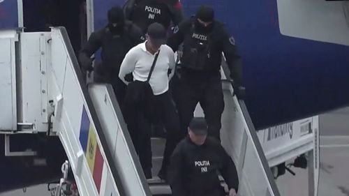 BREAKING Fugarul Vladimir Plahotniuc a ajuns la Chișinău în cătușe după ce a fugit în urmă cu 6 ani / El va sta în celula în care a fost încarcerat fostul premier Vlad Filat