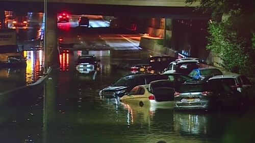 Cel puţin 46 de oameni au murit în inundaţiile provocate de ploile din urma uraganului Ida