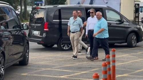 Oamenii lui Trump au aterizat la Cluj / Larry Glick, vicepreședinte al Trump Organization, e însoțit de Gabriel Constantin, vicepreședintele Trump International Hotel, și de omul de afaceri clujean Ștefan Berciu / Principala vizită la „Transilvania Smart City”