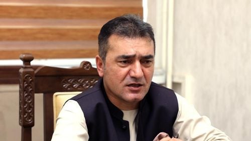 Afganistan: Șeful serviciului de comunicare al guvernului afgan a fost asasinat în timpul unei rugăciuni la Kabul