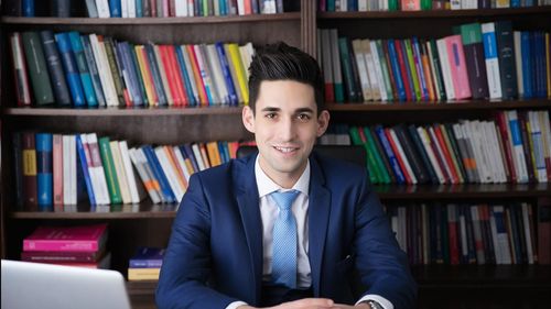 Candidatul PNL Mihai Cristian Lazăr are doar 27 de ani și a câștigat Primăria Șimleu Silvaniei, fiind cel mai tânăr edil din România