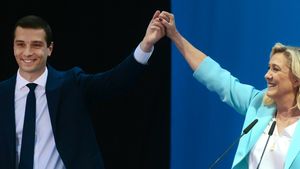 Premieră în Franța: Jordan Bardella o devansează pe Marine Le Pen într-un sondaj de opinie
