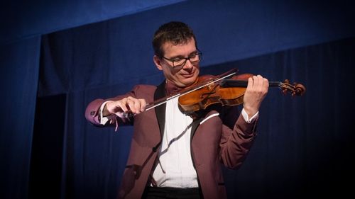 Violonistul Alexandru Tomescu va concerta la Cazinoul din Constanţa /  În iunie, violonistul a cântat în Capela Sixtină, Bach şi ”Balada” lui Ciprian Porumbescu, în prezenţa Papei Leon al XIV-lea