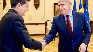 Întâlnire Nicușor Dan - Ilie Bolojan / Președintele: Am avut o discuție aplicată înaintea vizitei premierului la Bruxelles