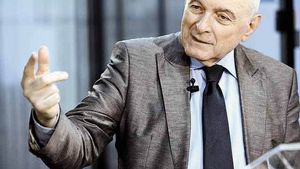Adrian Vasilescu (BNR): Banii cash sunt murdari la propriu, sunt cei mai periculoși când e vorba de răspândirea unei epidemii