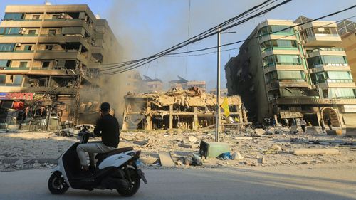 Armata israeliană a început să lovească ţinte ale Hezbollah în sudul Libanului