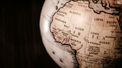 Un politician din Namibia numit Adolf Hitler a câștigat alegerile cu ușurință pentru a cincea oară în această țară din sudul Africii