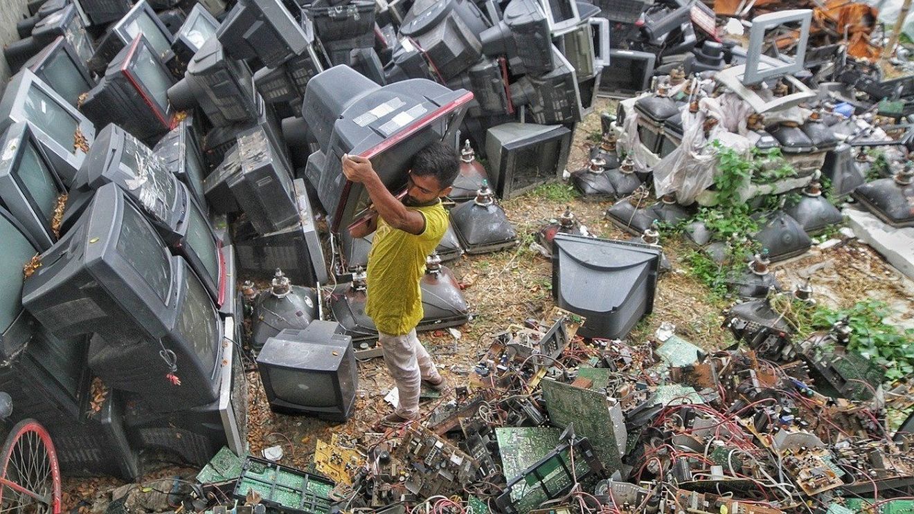 Rabla pentru electrocasnice 2021. Voucherele pentru televizoare, laptopuri și tablete sunt disponibile de astăzi