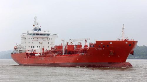 O navă la bordul căreia s-ar afla și români, atacată de pirați în apele teritoriale din Benin. Celulă de criză la MAE