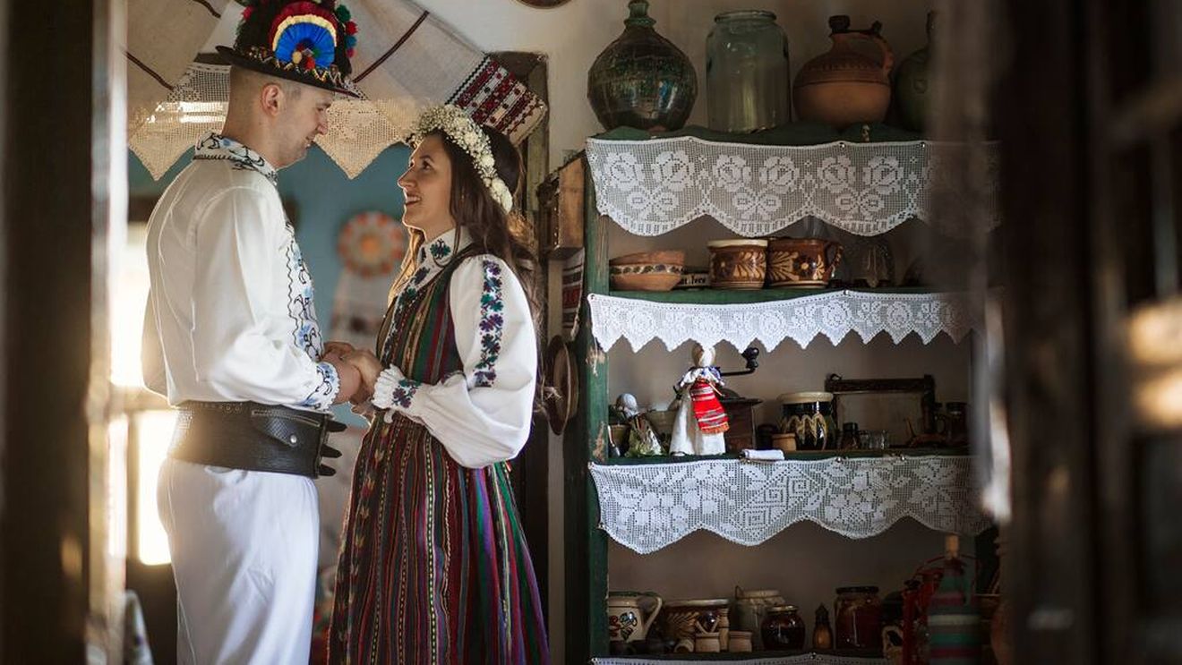 Suceava, inclusă pe ruta cultural-turistică "Meşteri populari şi meşteşuguri tradiţionale din România"/ Traseul, lansat la Târgul de Turism al României