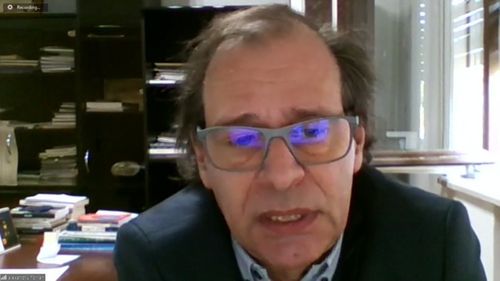 Directorul Institutului Wiesel Alexandru Florian amendează punerea la îndoială a Raportului Comisiei Wiesel, confundat cu un document anonim