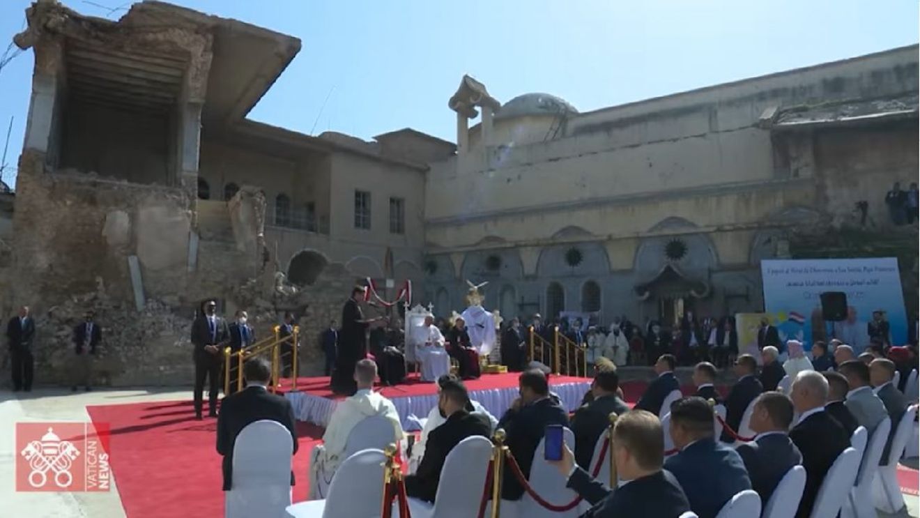VIDEO Papa Francisc, la finalul vizitei istorice: Biserica din Irak este vie / Papa l-a întâlnit pe tatăl lui Alan, băiețelul naufragiat împreună cu mama și fratele lui în 2015