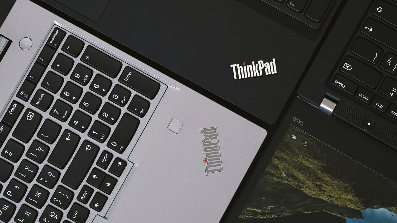 Lenovo urmează exemplul Huawei și dezvoltă propriul său sistem de operare, alternativă la Windows 11 / Compania, suspectată de legături cu Beijingul, promite că va pune accentul „pe intimitate și securitate”