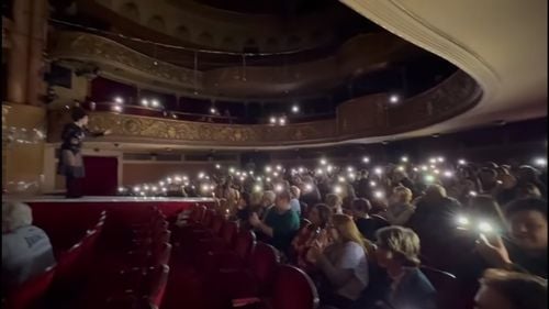 Concurs la Teatrul Maghiar de Stat Timișoara, dedicat elevilor și studenților, pentru designul costumului personalului de sală