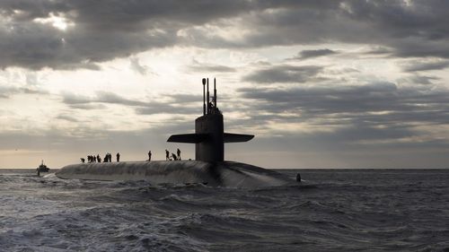 Rusia: Ministerul apărării anunță că marina rusă va efectua exerciții navale de amploare din toate direcțiile, „în toate zonele de responsabilitate”, pe fondul tensiunilor de la granița Ucrainei
