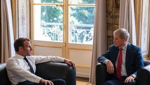Dacian Cioloș, nominalizat de Politico printre cei 20 de europarlamentari de urmărit în 2020: Supranumit Macron al României, conduce grupul de care depind aranjamentele în PE pe marile teme 