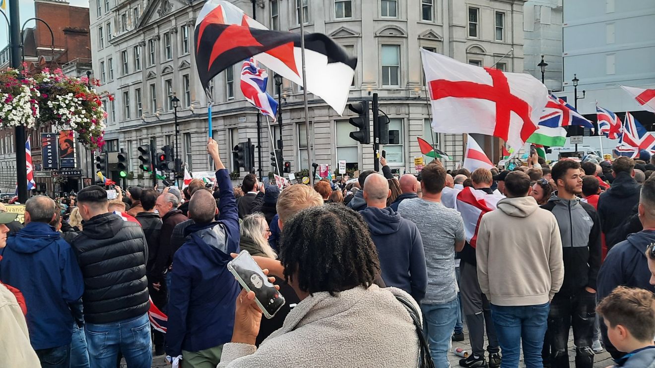 Patru mii de polițiști vor fi desfășurați sâmbătă la Londra la marșuri rivale
