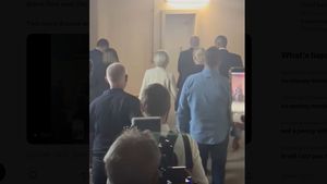 VIDEO | Ursula von der Leyen, adăpostită într-un buncăr în timpul vizitei din Kiev / Șefa Comisiei Europene participa împreună cu lideri UE la Ziua Statalității Ucrainei