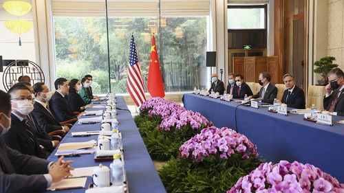 Antony Blinken se duce în China cu reproșuri privind ajutorul constant pe care Beijingul îl acordă Moscovei, de la componente pentru rachete și drone până la mașini-unelte