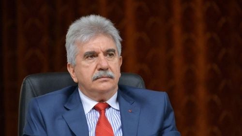 Cine este Ică Voinea, ”premierul din umbră”: apropiat de Nicu Ceaușescu la Tineretul Comunist, legat puternic de China, Dan Voiculescu și Borsec. Plus: soția sa lucrează la o controversată bancă rusească