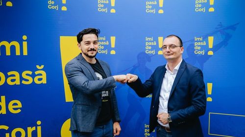 Banii europeni sunt pentru ei: O firmă fondată de un secretar de stat PNL a atribuit contracte de 580.000 de lei unor colegi de partid