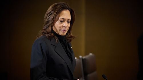 De ce a pierdut Kamala Harris