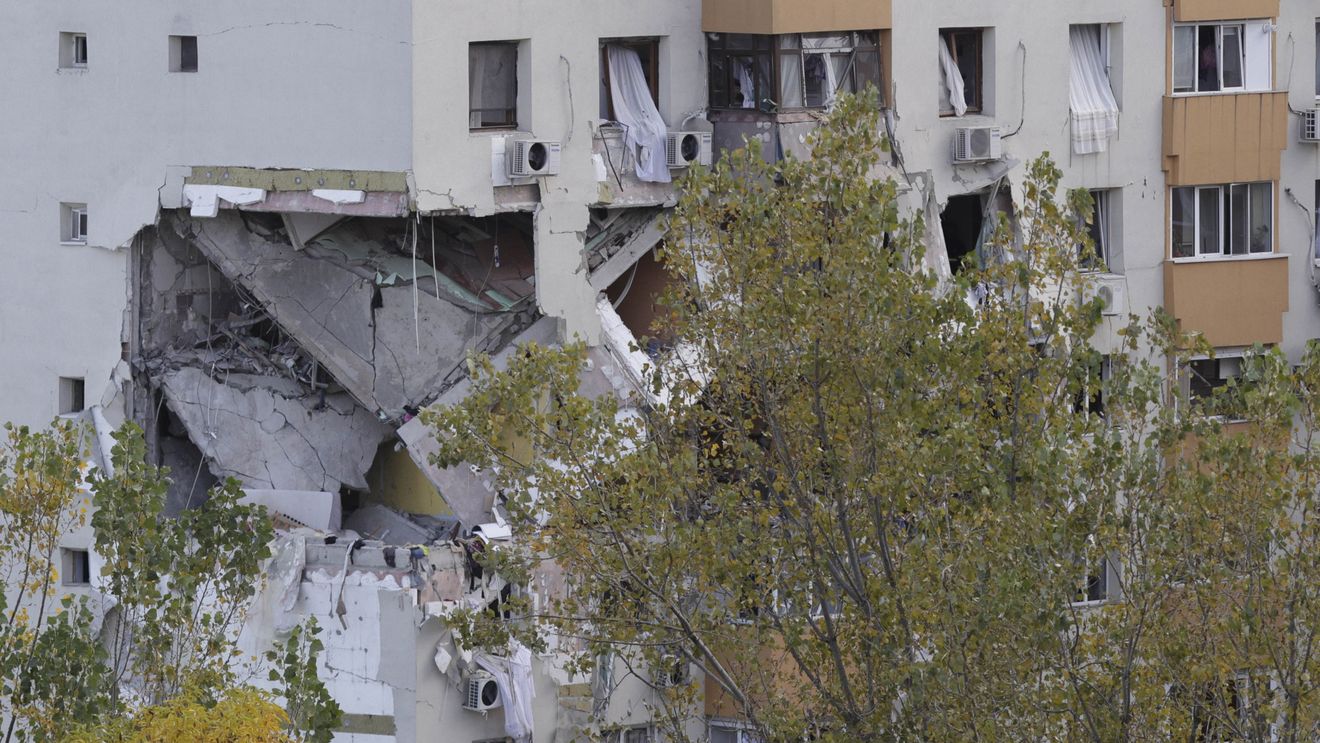 Furnizarea gazului, reluată treptat către consumatorii care îndeplinesc condiţiile, după explozia uriașă din Calea Rahovei / Care sunt imobilele unde va porni gazul sâmbătă / Proprietarii, rugaţi să asigure accesul echipelor Distrigaz