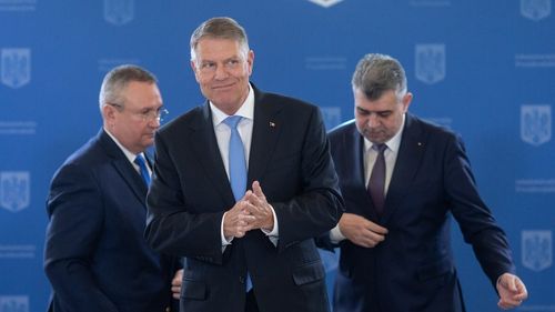 Europa Liberă: Documentele „strict confidențiale”, trimise cu poșta SRI, prin care Ciolacu, Iohannis și Ciucă au fost avertizați încă din 2024 că urmează un dezastru bugetar dacă nu iau măsuri