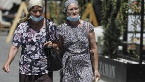 O comună din Dâmbovița intră în scenariul roșu COVID: masca devine obligatorie în toate spațiile publice / Incidența în localitate a trecut de 4 la mie, de la care se instituie carantina de noapte în weekend