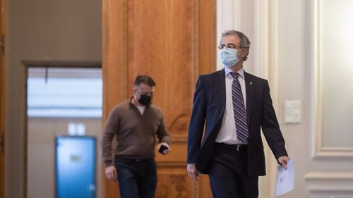 Andronache (PNL): O replică pentru colegii de la USR PLUS - Minciuna are picioare scurte. Termenul de dezbatere aprobat la proiectul privind certificatul verde este deja de urgenţă, exact ca în cazul OUG