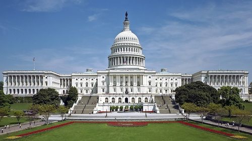 Susținerea americanilor pentru înarmarea și susținerea financiară a Ucrainei scade (sondaj)