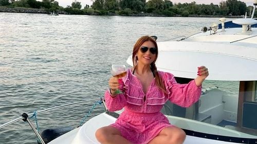 Trei angajați la Poliția Locală Sector 1, trimiși în judecată de DNA pentru luare de mită. Ei sunt acuzați că au cerut șpăgi de la mai multe firme ca să nu le amendeze