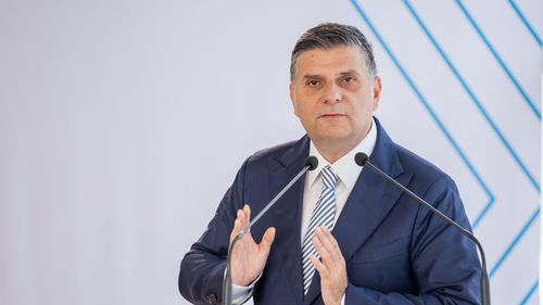 LIVE TEXT / VIDEO Guvernul a discutat în primă lectură proiectul de plată a pensiilor private / De ce a fost limitată la 25% suma forfetară? Șeful ASF: Ne apropiem de un vârf de sarcină în 2030, când baby-boomers ajung la vârsta pensionării. Nu există nicăieri în Europa fond de pensii unde să îți poți retrage toți banii