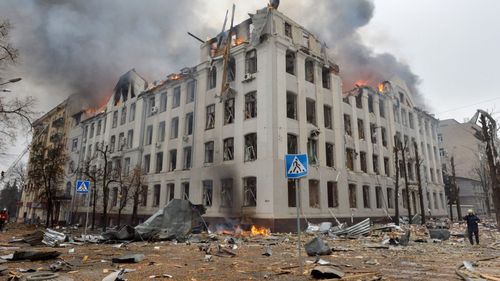Rusia anunță încetarea focului într-o serie de orașe din Ucraina, printre care Kiev și Harkov, pentru evacuarea civililor