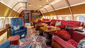 BoardingPass: Președintele Iohannis a plecat în turneul din America de Sud cu aceeași aeronavă cu care a fost în Japonia și Singapore / Avionul Boeing 737 a decolat din Constanța, luni dimineață