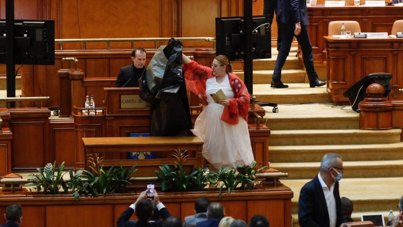 Cîțu, replică lui Orban: Eu în Parlament am văzut altceva. Un anume senator i-a cerut 2 minute ca sa-l scape de Cîțu. M-a deranjat că n-am văzut nicio reacție din partea domnului Orban